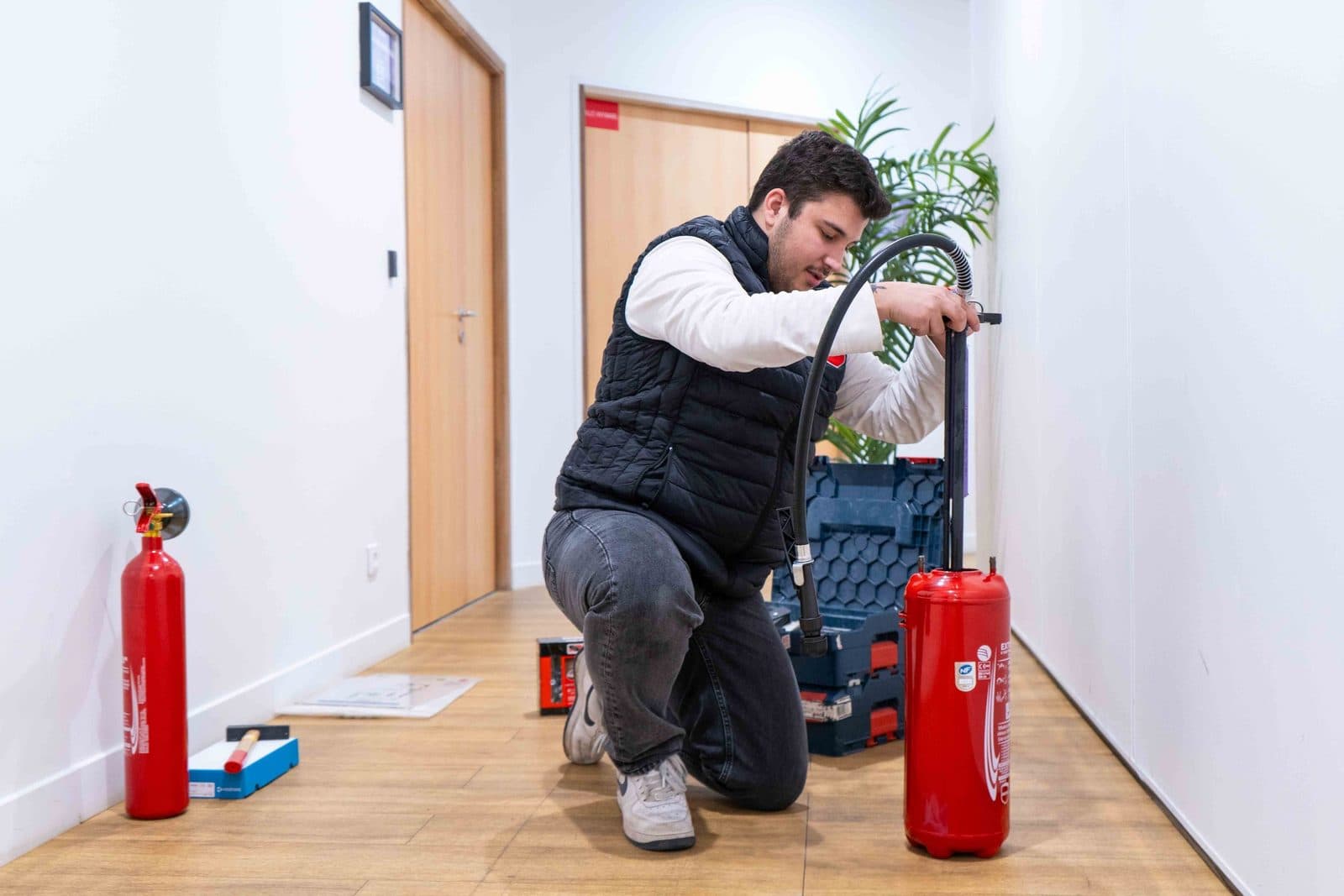 Maintenance d'un parc d'extincteurs dans des locaux tertiaires en Île-de-France